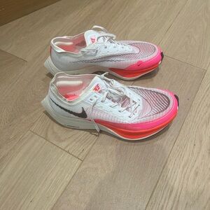 Nike vaporfly next % carbon fibre racing shoes